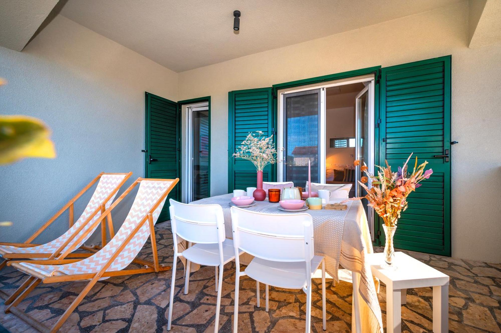 Apartment Ojra New With Seaview Sibenik